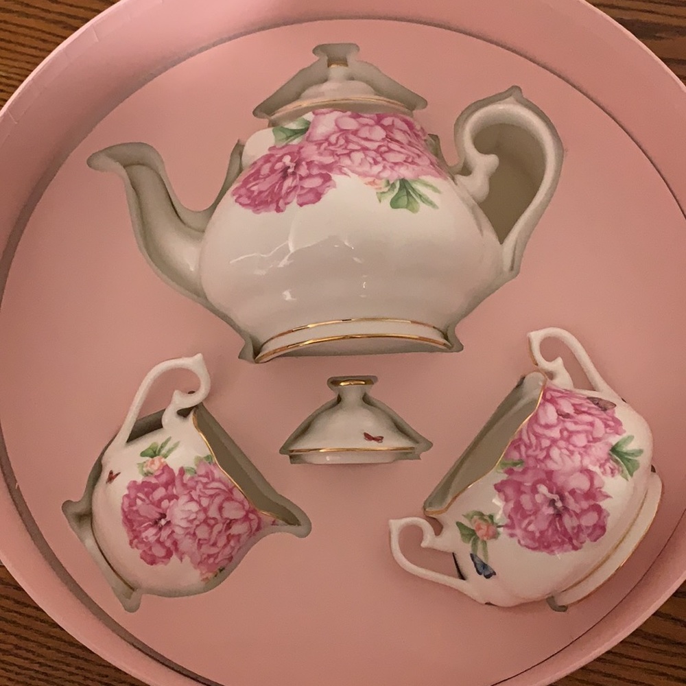 Miranda Kerr tea pot creamer and sugar - Picture 2 of 9